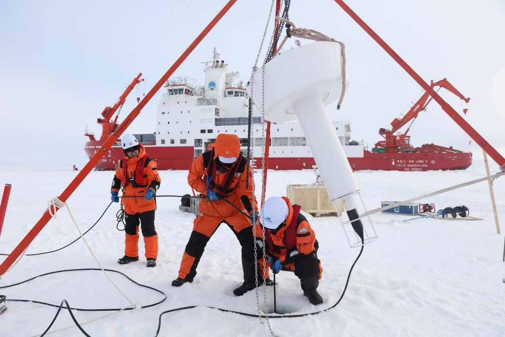 China and Russia Conduct First Joint Arctic Sea Ice Survey