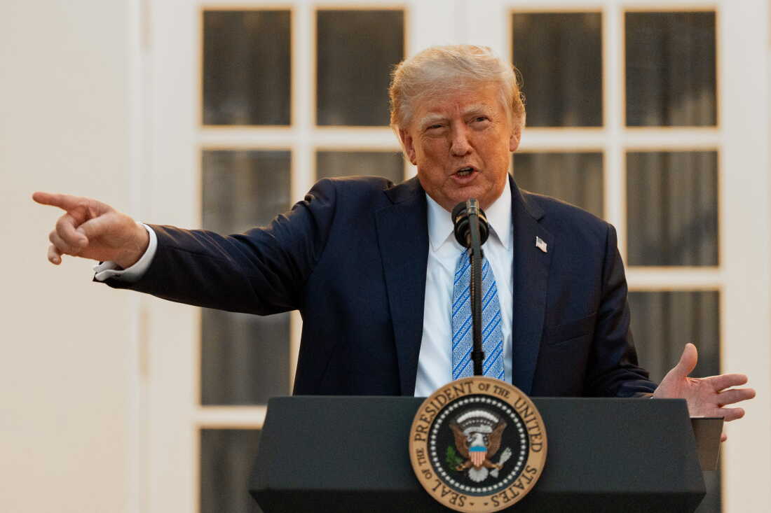 트럼프, CNN·MSNBC·Politico 백악관 출입 금지 발표