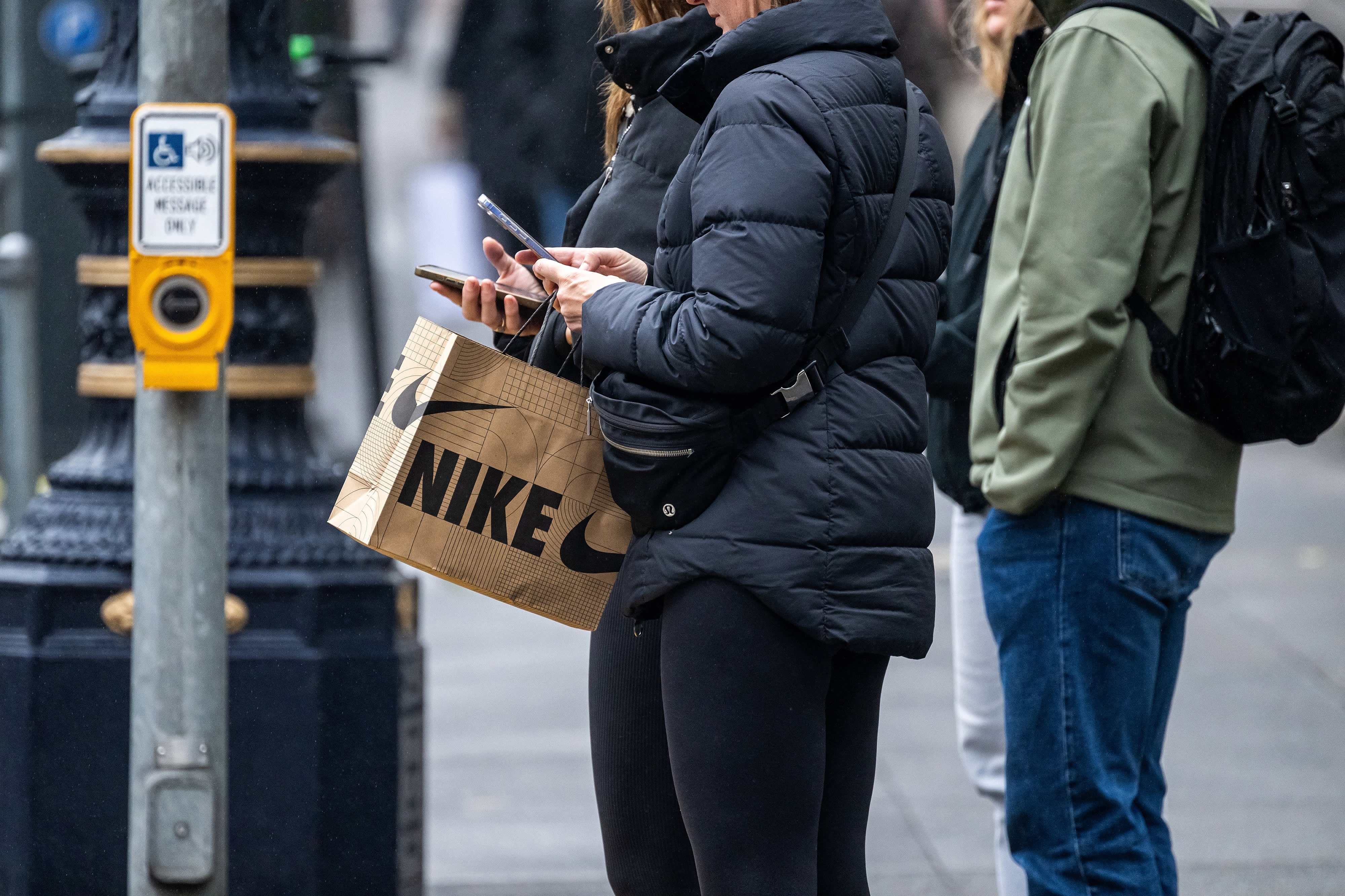 Nike's India Campus Strategy Amid China Sales Decline