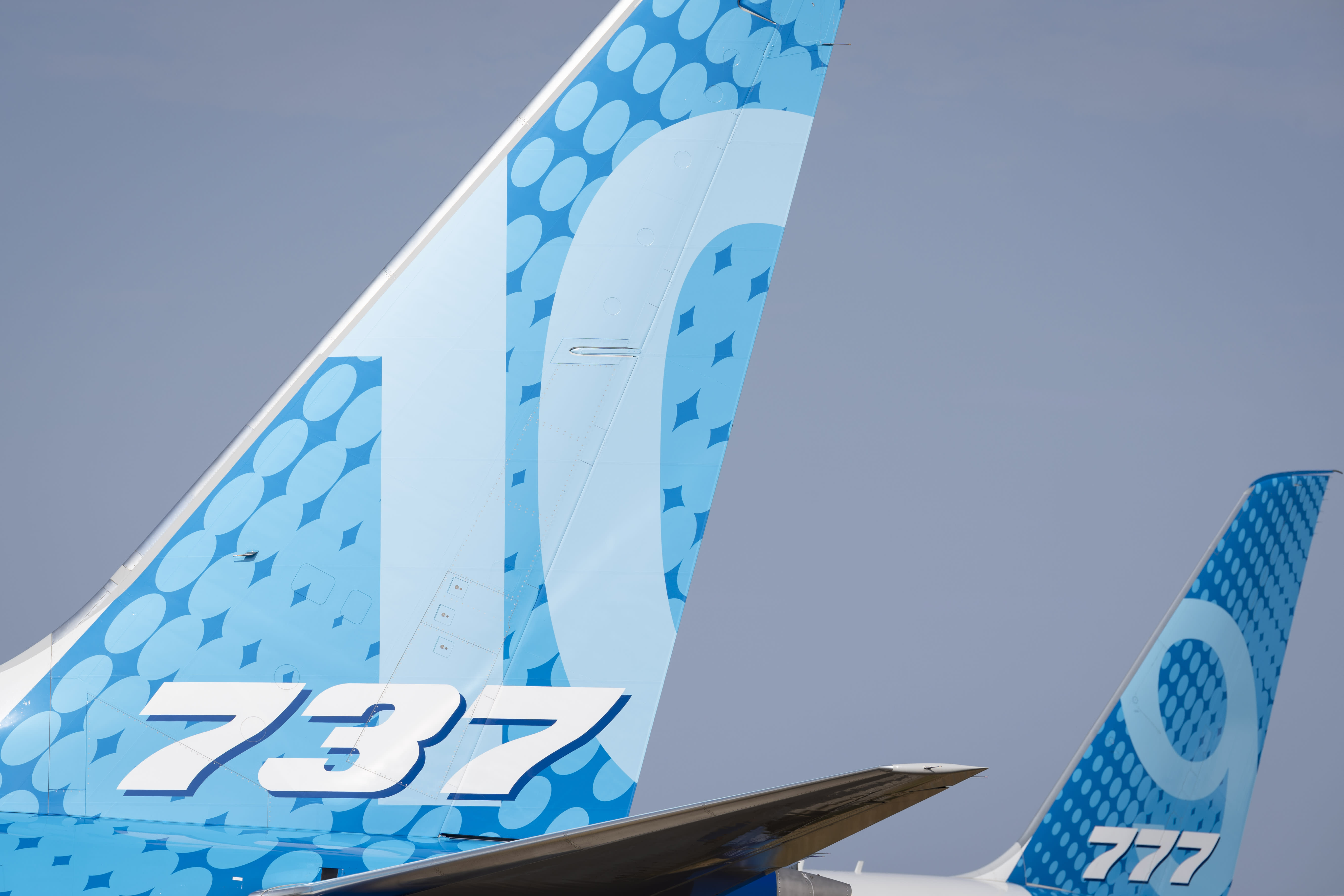 보잉 737 맥스 10, FAA 인증 승인…6년간의 지연 끝에 항공업계 새 전망