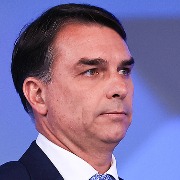 브라질, '탈출' 논란: 루라 대통령, 보소나로 가문의 도주 규탄